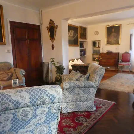 Elegante Nella Nostra D Epoca Villa *