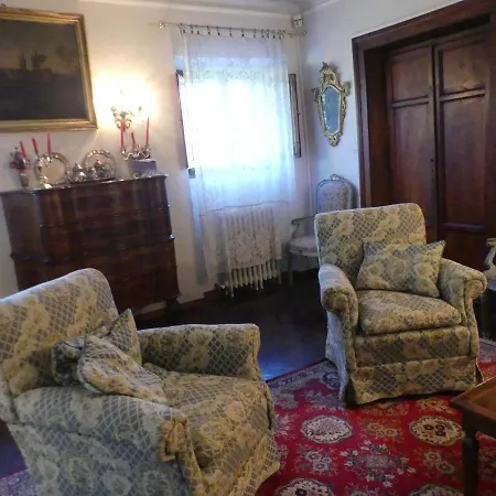 Vila Elegante Nella Nostra D Epoca *