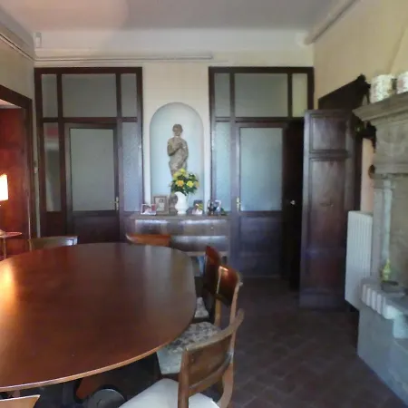 Vila Elegante Nella Nostra D Epoca *