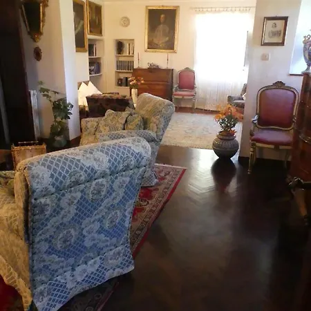 Elegante Nella Nostra D Epoca * Passo di Treia