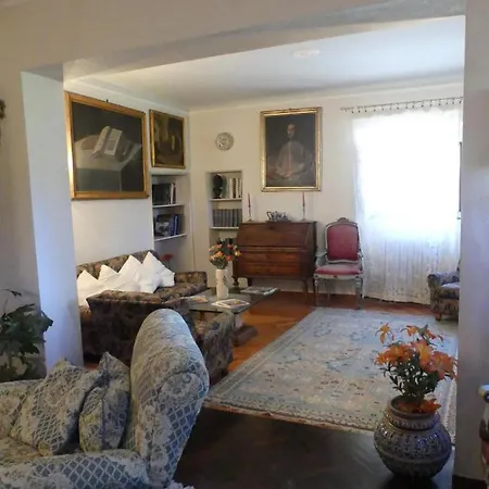 Elegante Nella Nostra D Epoca Vila *